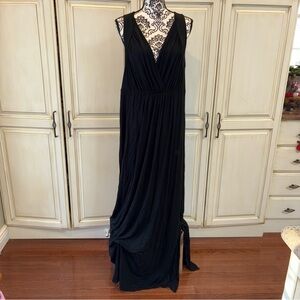 Liz Lange Maternity Size XXL Black Criss Cross Top Sleeveless Maxi Dress